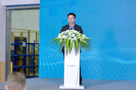 重庆裴亮旅游地接服务有限公司科技有限公司创始人兼董事长、埃诺威副董事长康永
